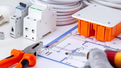 Sistem Pengamanan Circuit Breaker Pada Bor Listrik: Mencegah Kecelakaan dan Meningkatkan Keselamatan